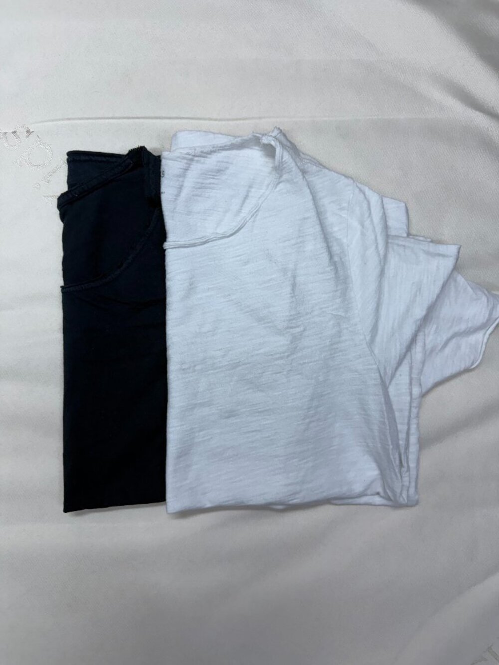Express Raw Edge Slub Crewneck Tee Lot of 2 Men's Size S Navy Garment Dyed White